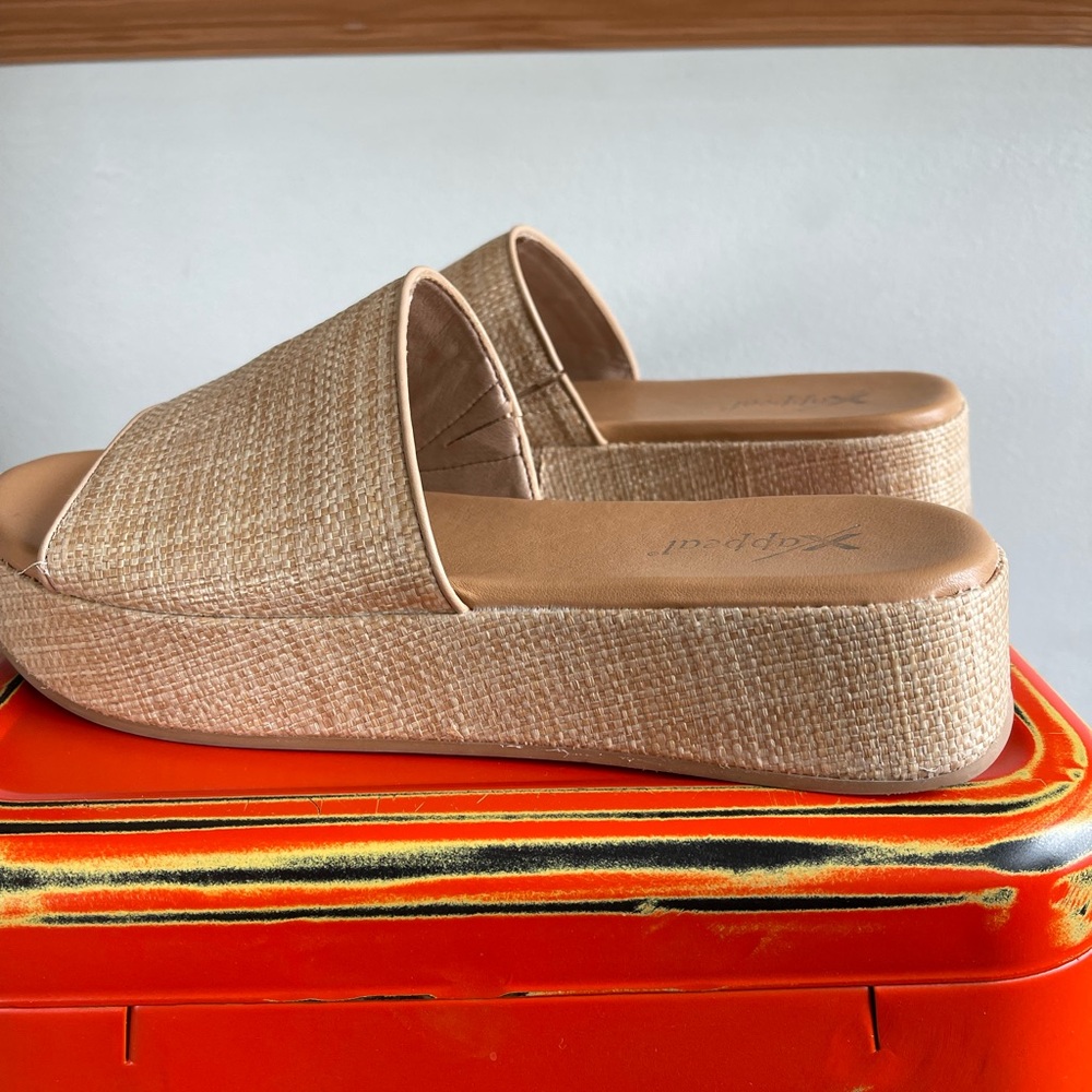 XAppeal Breeze Wedge